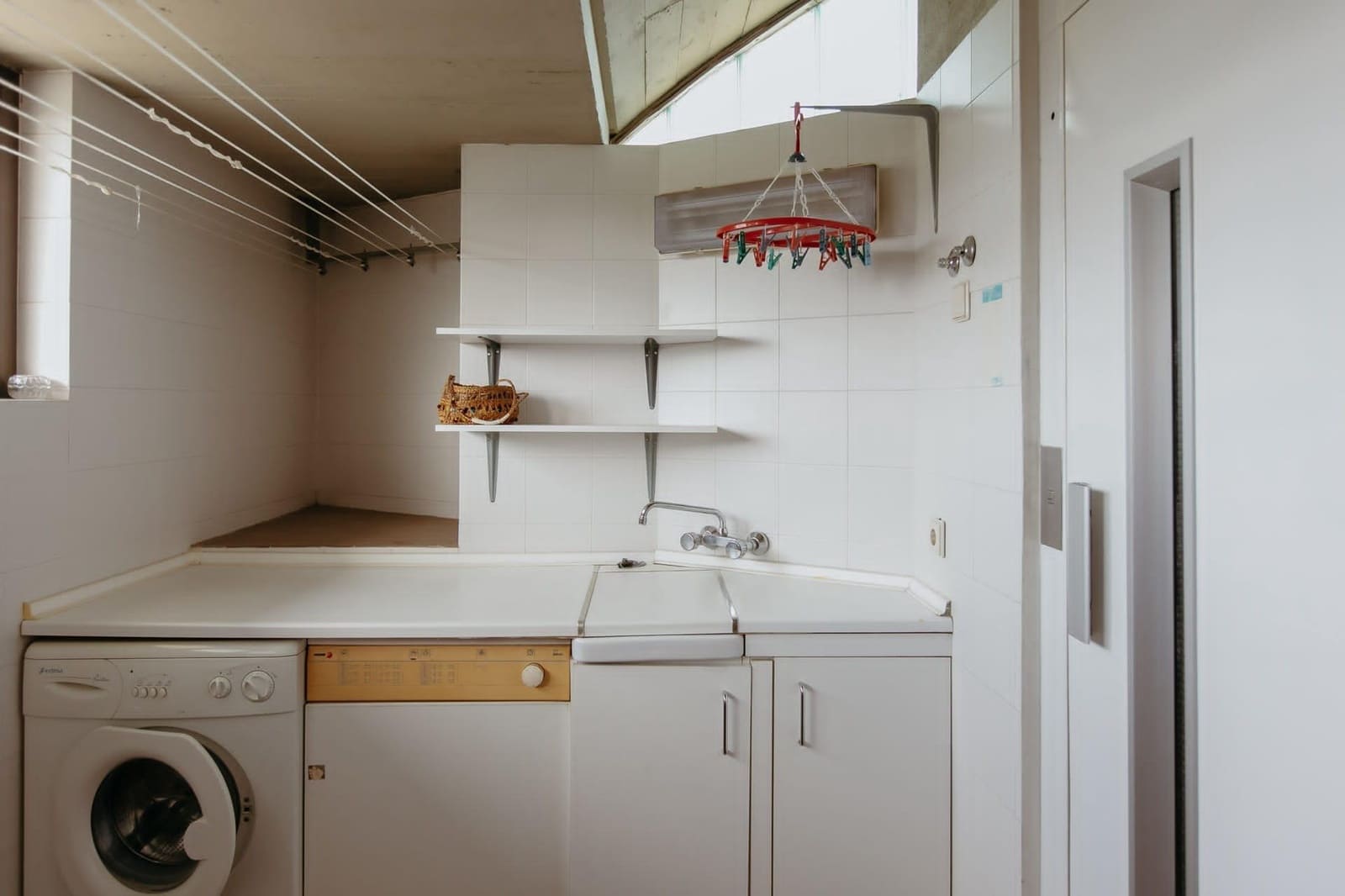 Rivitalo myytävänä paikassa Huesca kaupunki mukana 
autotalli - 650 000 € (Ref: 9119344)