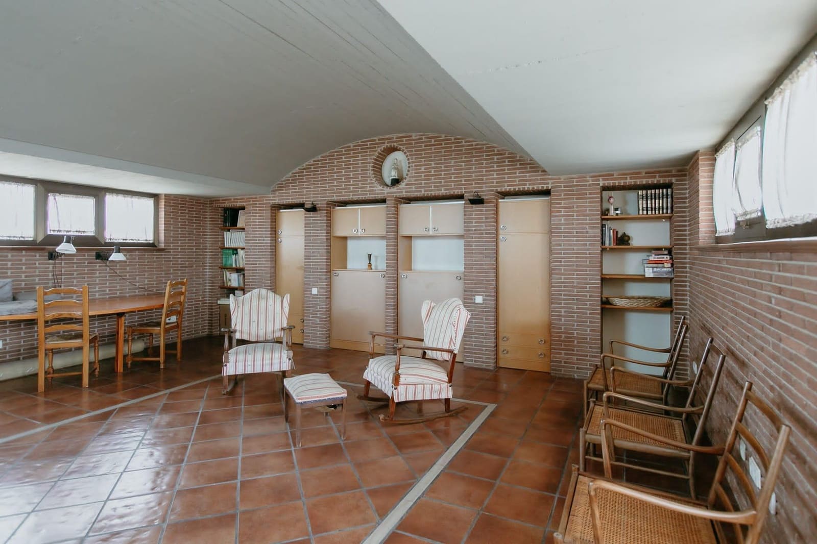 Rivitalo myytävänä paikassa Huesca kaupunki mukana 
autotalli - 650 000 € (Ref: 9119344)