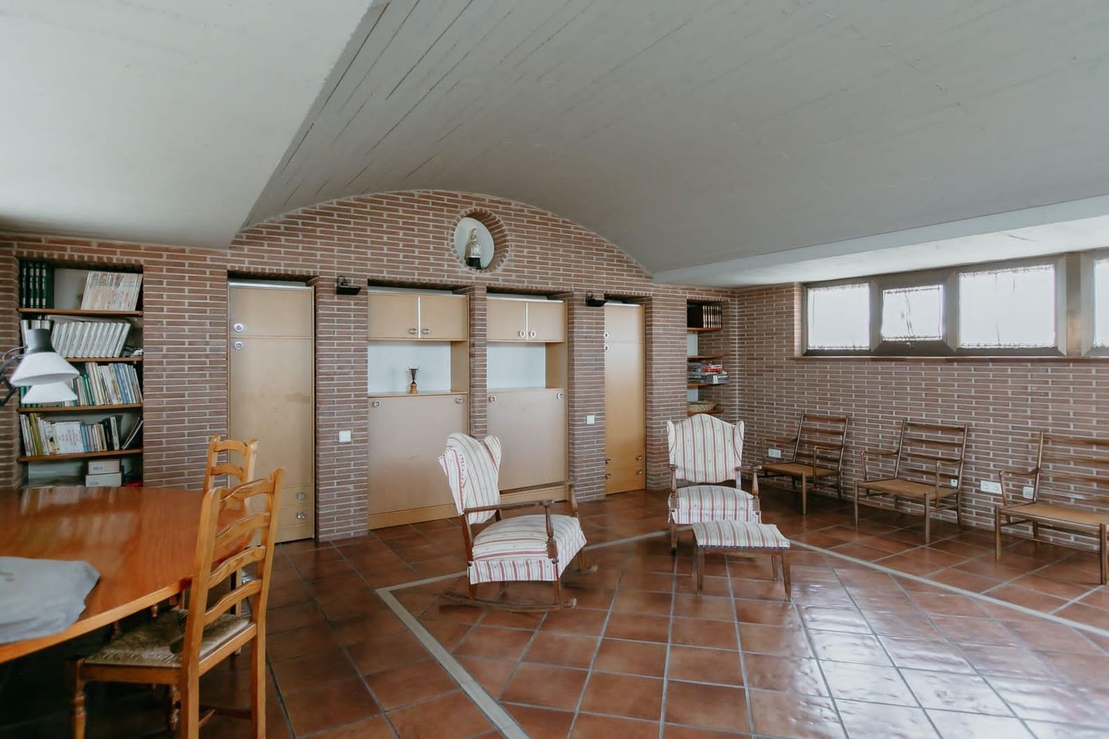 Rivitalo myytävänä paikassa Huesca kaupunki mukana 
autotalli - 650 000 € (Ref: 9119344)