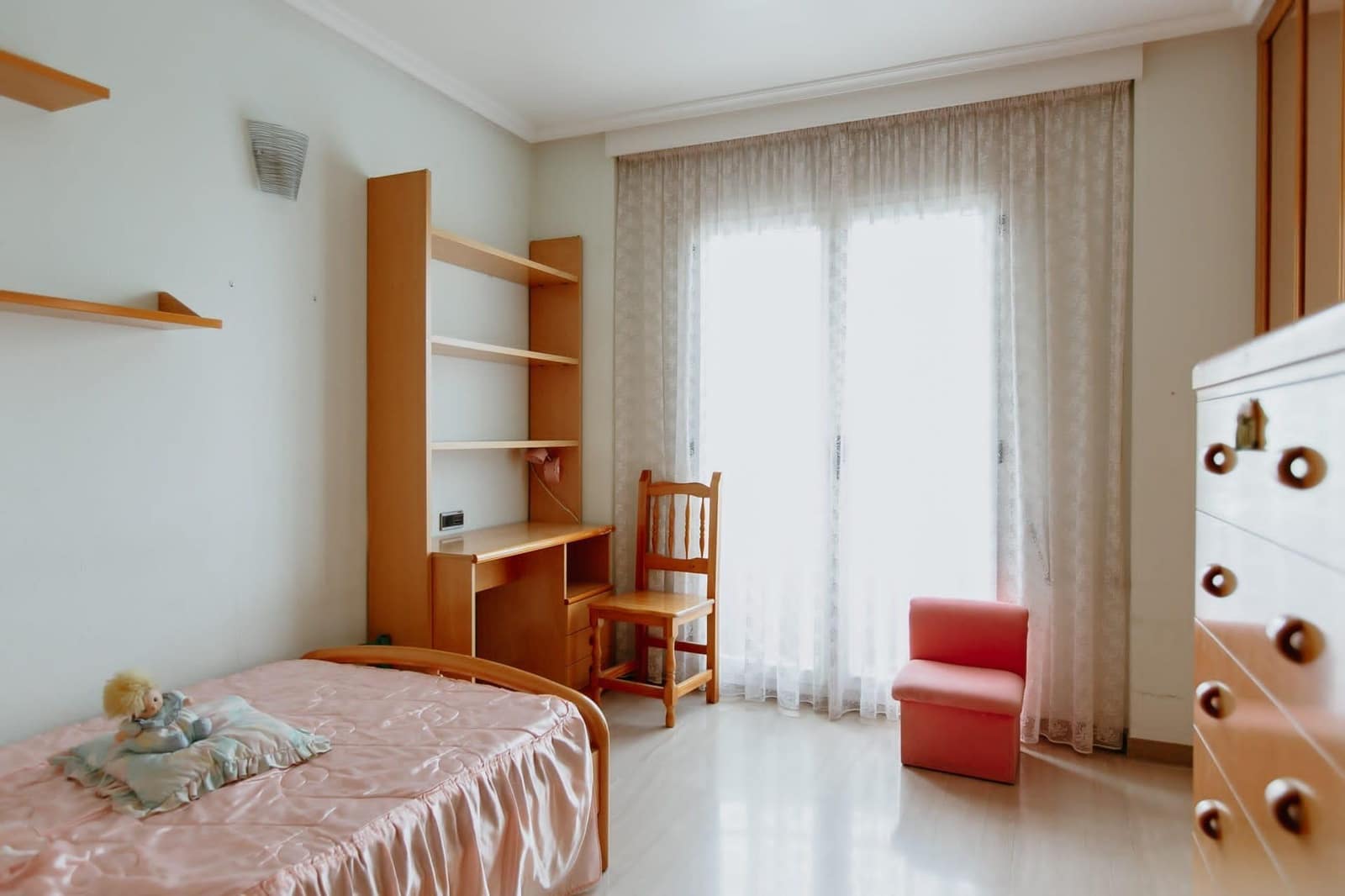 Rivitalo myytävänä paikassa Huesca kaupunki mukana 
autotalli - 650 000 € (Ref: 9119344)