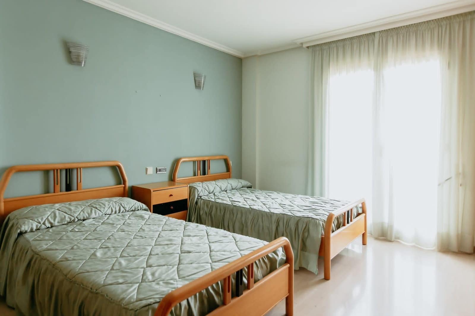 Rivitalo myytävänä paikassa Huesca kaupunki mukana 
autotalli - 650 000 € (Ref: 9119344)