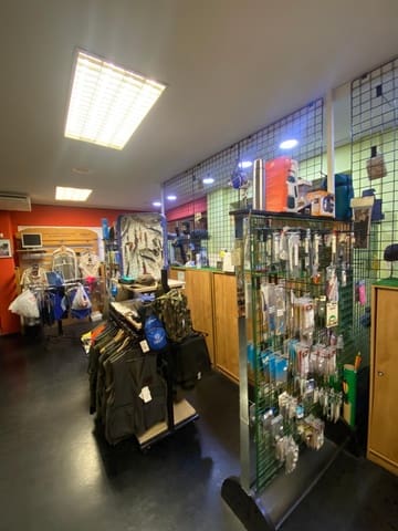 Commercial for sale in Salamanca city - € 263,000 (Ref: 9119349)