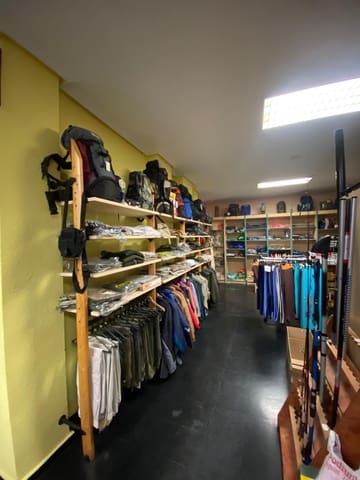 Commercial for sale in Salamanca city - € 263,000 (Ref: 9119349)