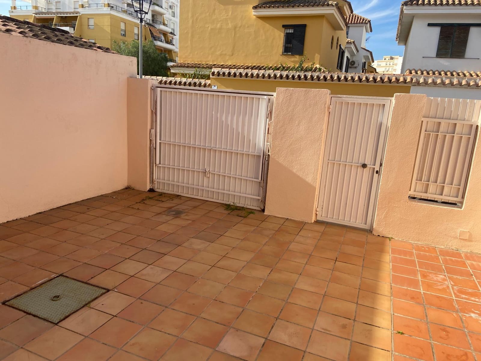 4 bedroom Terraced Villa for sale in El Puerto de Santa Maria - € 480,000 (Ref: 9119350)