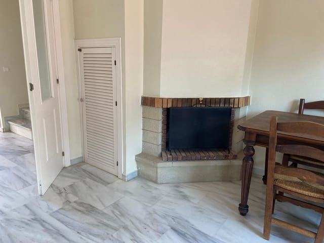 4 chambre Villa/Maison Mitoyenne à vendre à El Puerto de Santa María - 480 000 € (Ref: 9119350)