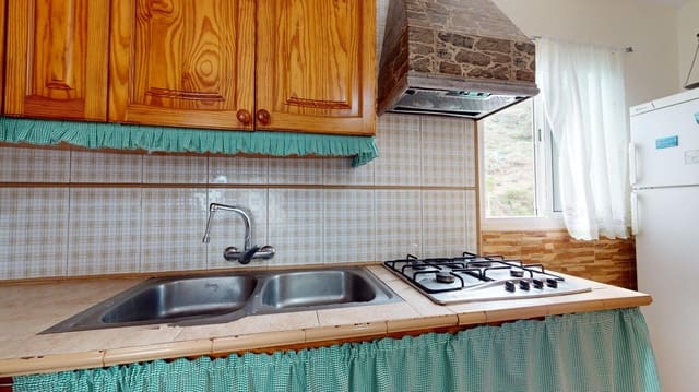 2 bedroom Finca/Country House for sale in Santa Brígida with pool - € 190,500 (Ref: 9119351)