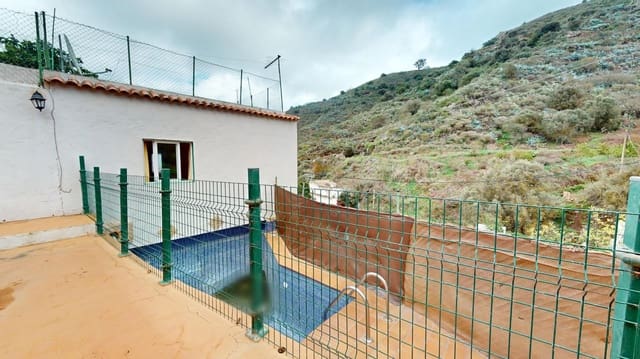 2 bedroom Finca/Country House for sale in Santa Brígida with pool - € 190,500 (Ref: 9119351)