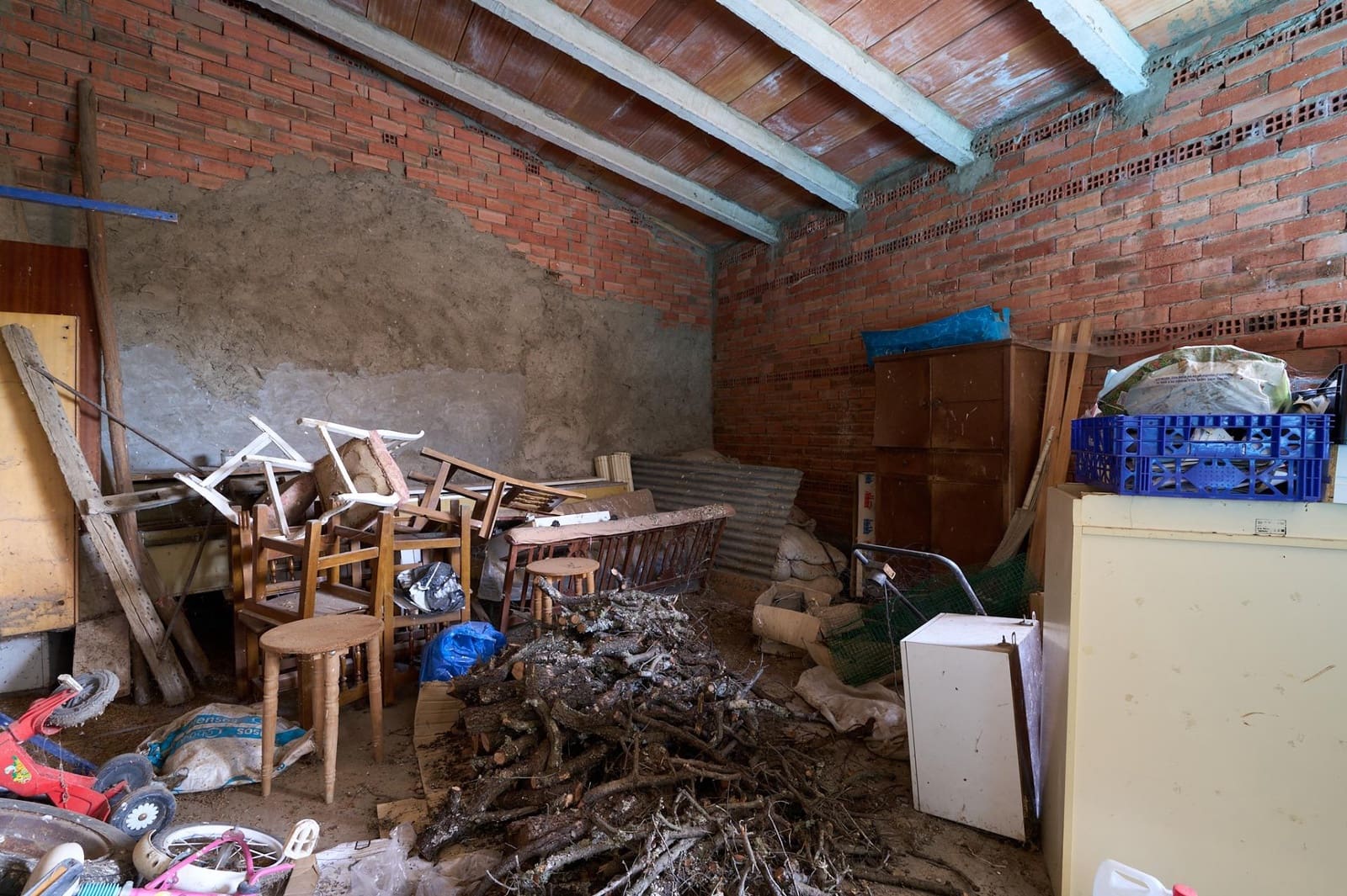 8 soveværelse Byhus til salg i La Maya med garage - € 96.000 (Ref: 9119353)