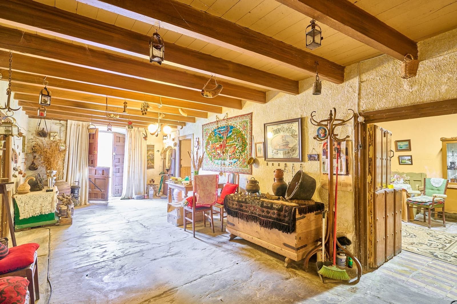 8 soveværelse Byhus til salg i La Maya med garage - € 96.000 (Ref: 9119353)