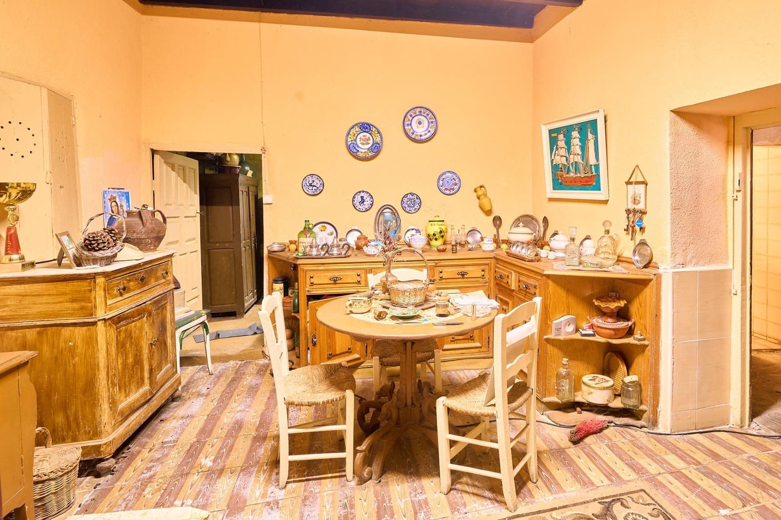 8 soveværelse Byhus til salg i La Maya med garage - € 96.000 (Ref: 9119353)