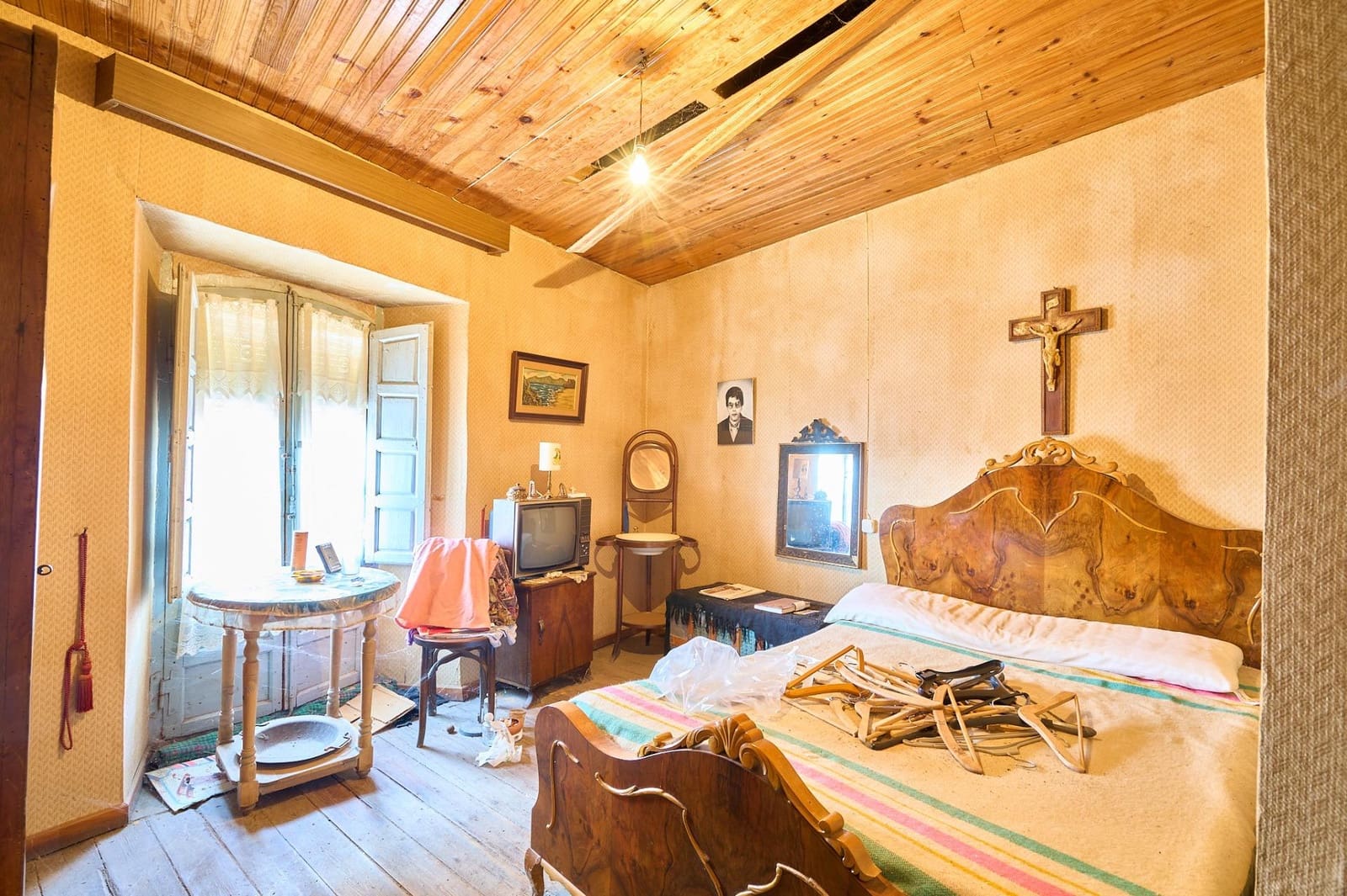 8 soveværelse Byhus til salg i La Maya med garage - € 96.000 (Ref: 9119353)