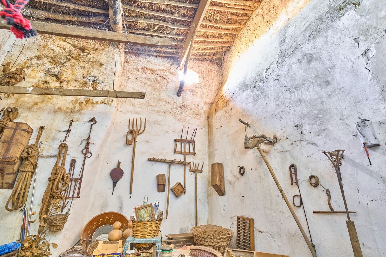 8 soveværelse Byhus til salg i La Maya med garage - € 96.000 (Ref: 9119353)