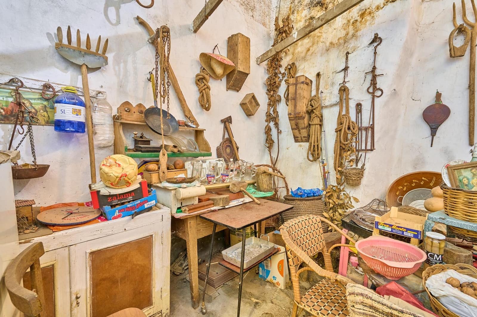 8 soveværelse Byhus til salg i La Maya med garage - € 96.000 (Ref: 9119353)