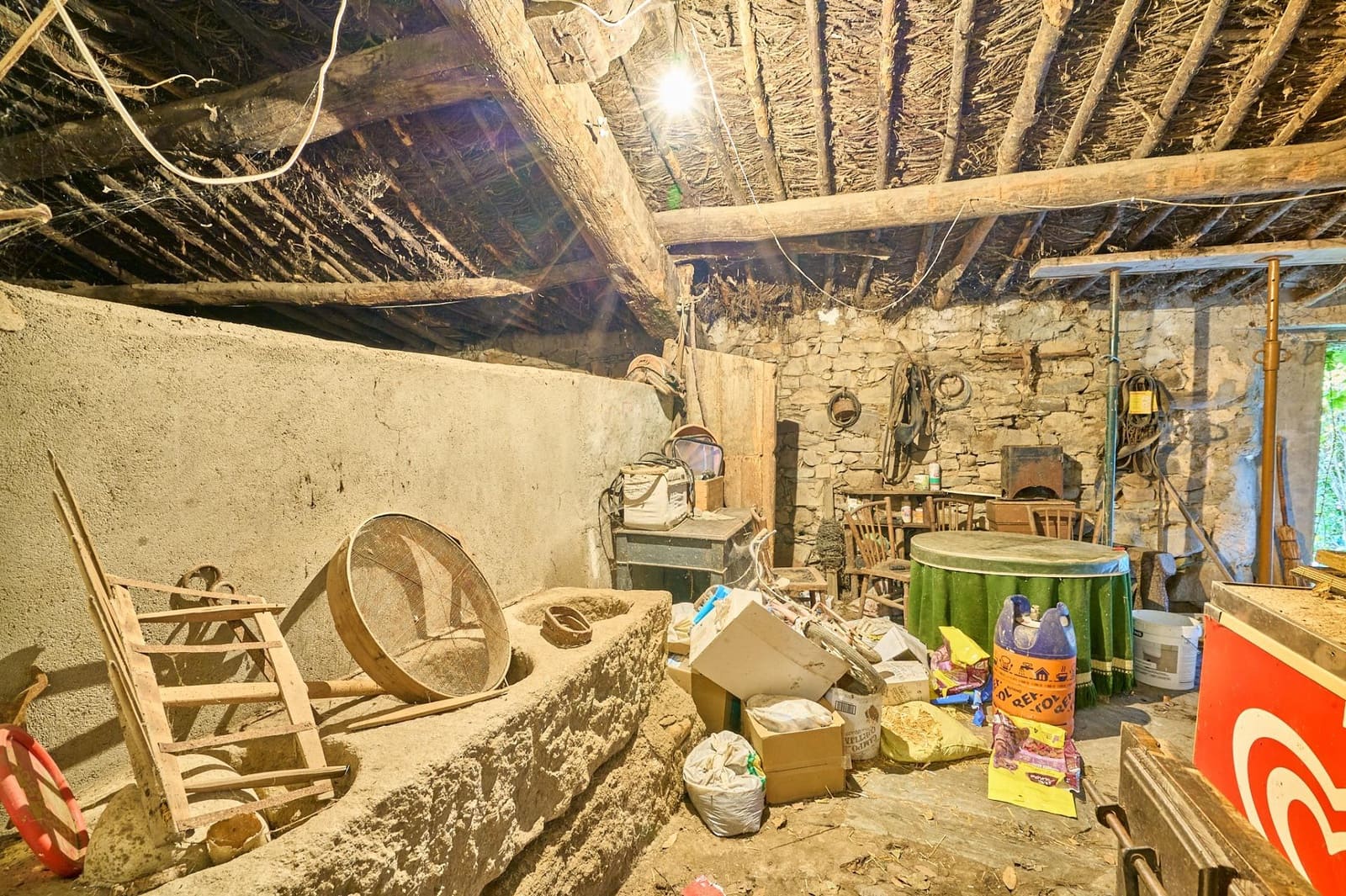 8 soveværelse Byhus til salg i La Maya med garage - € 96.000 (Ref: 9119353)