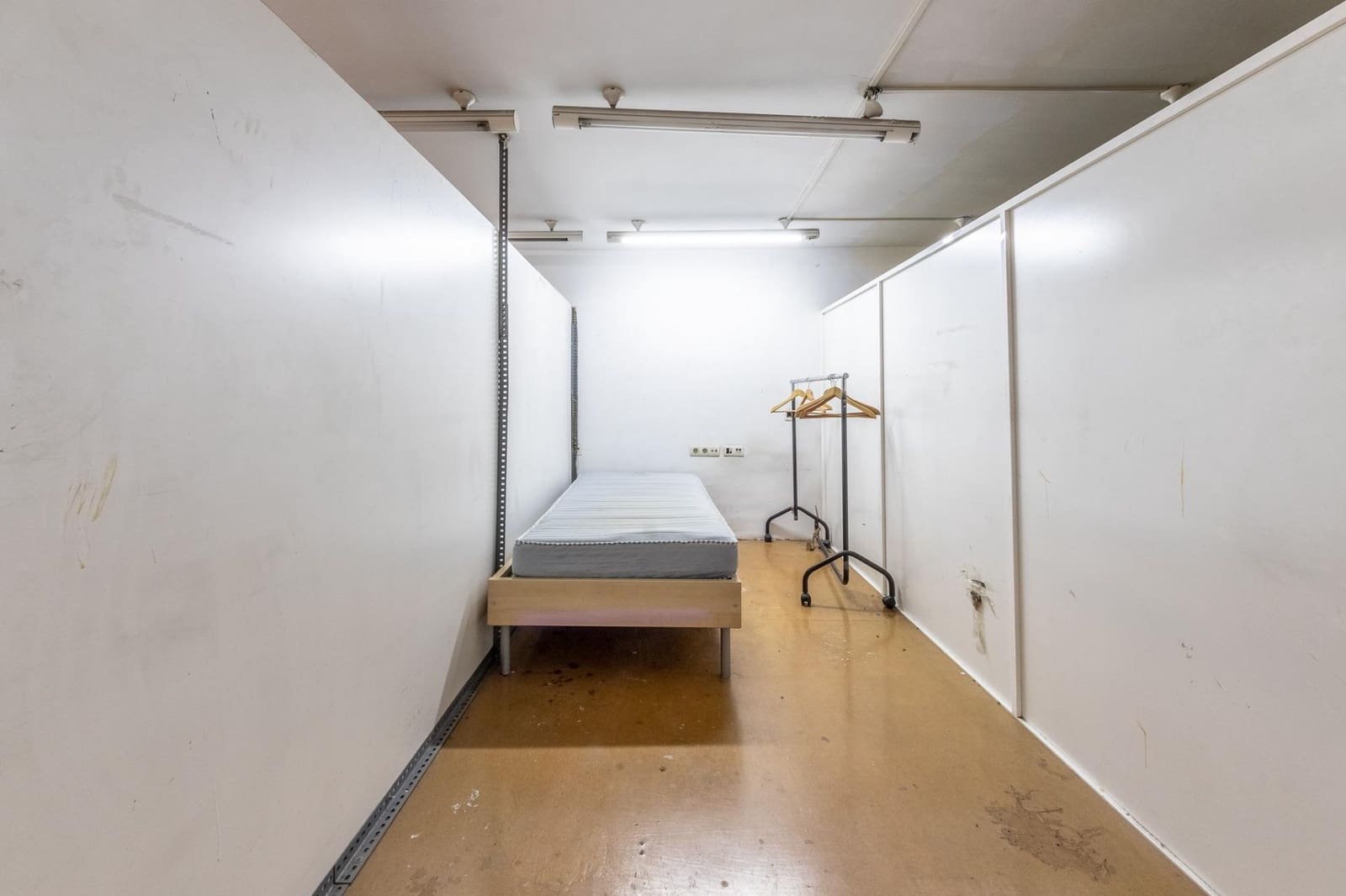 Erhverv til salg i Bilbao - € 280.000 (Ref: 9119355)