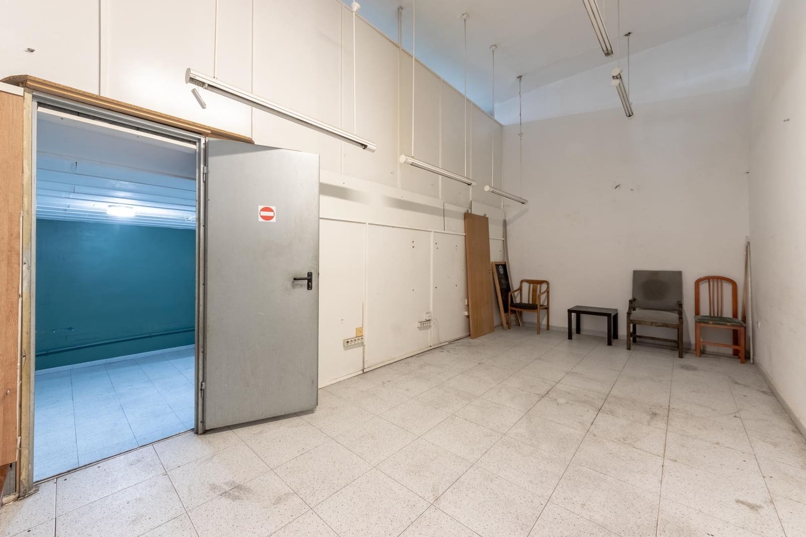 Erhverv til salg i Bilbao - € 280.000 (Ref: 9119355)