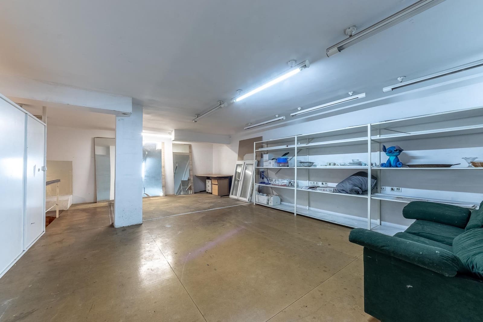 Erhverv til salg i Bilbao - € 280.000 (Ref: 9119355)