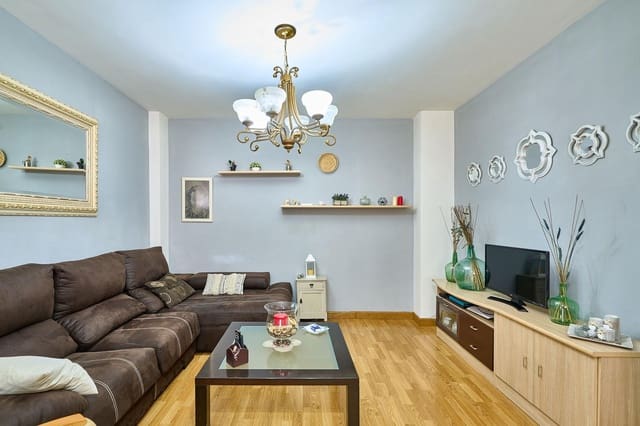 4 bedroom Villa for sale in Fuentesaúco with pool garage - € 183,900 (Ref: 9119356)