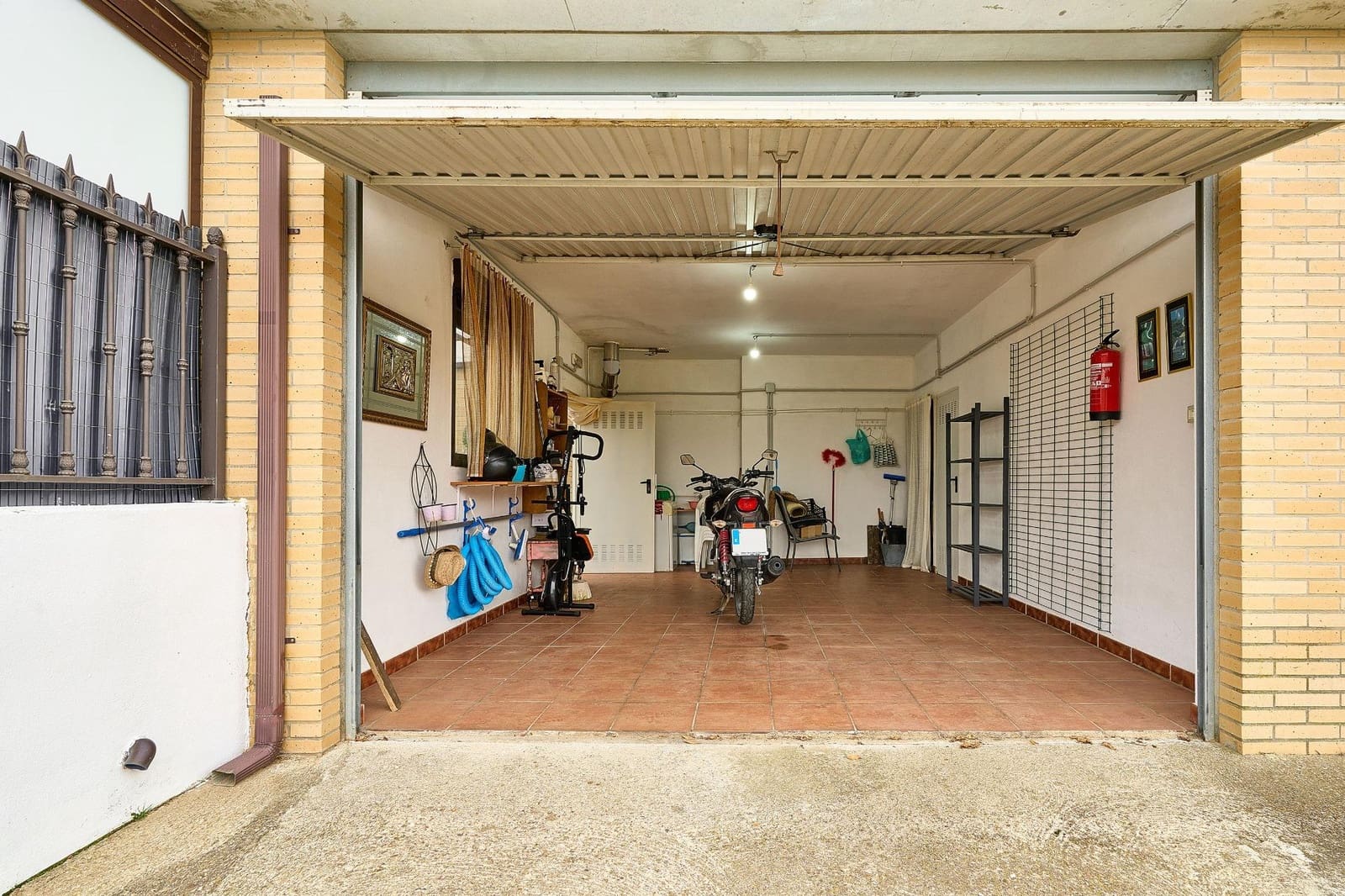 4 soveværelse Villa til salg i Fuentesauco med swimmingpool garage - € 183.900 (Ref: 9119356)