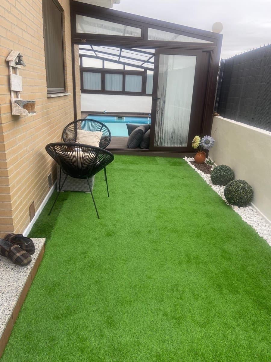 4 soveværelse Villa til salg i Fuentesauco med swimmingpool garage - € 183.900 (Ref: 9119356)