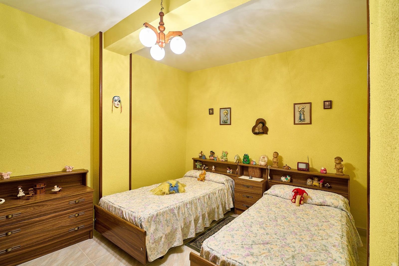 5 slaapkamer Rijtjeshuis te koop in Fuentesauco met garage - € 135.000 (Ref: 9119357)