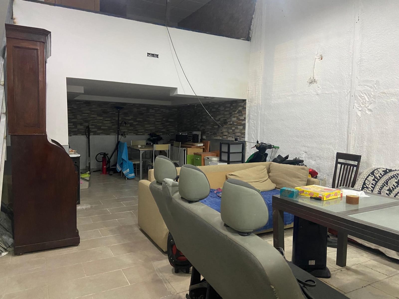 Kommersiell til salgs i Jerez de la Frontera - € 92 300 (Ref: 9119360)