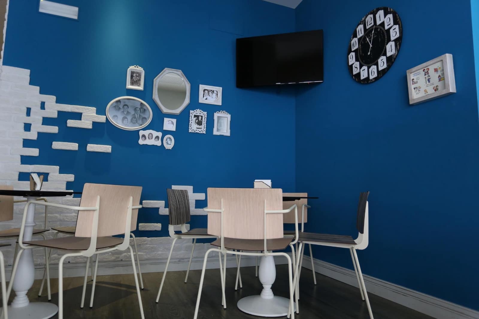 Kommersiell til salgs i O Carballino - € 470 000 (Ref: 9119365)