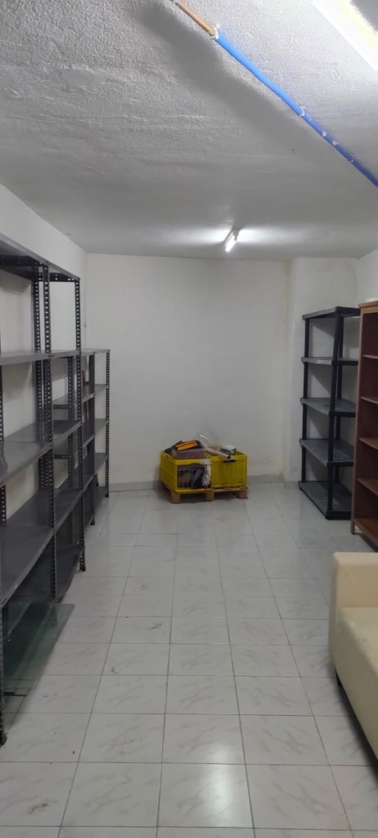 Erhverv til salg i Getxo - € 115.000 (Ref: 9119366)