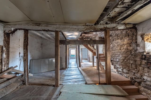 Townhouse for sale in Arcentales - € 134,000 (Ref: 9119373)