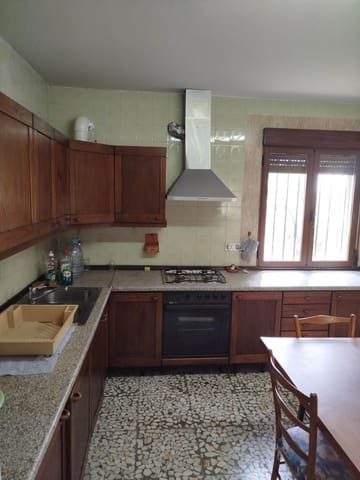 8 chambre Finca/Maison de Campagne à vendre à Jaén ville avec piscine garage - 325 000 € (Ref: 9119378)