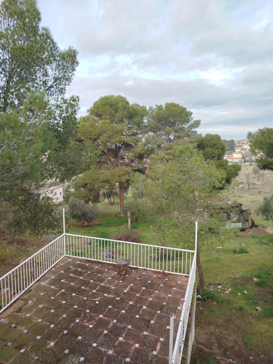 8 soveværelse Finca/Landehus til salg i Jaen by med swimmingpool garage - € 325.000 (Ref: 9119378)