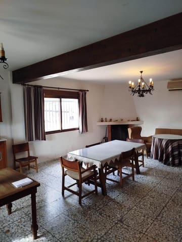 8 chambre Finca/Maison de Campagne à vendre à Jaén ville avec piscine garage - 325 000 € (Ref: 9119378)