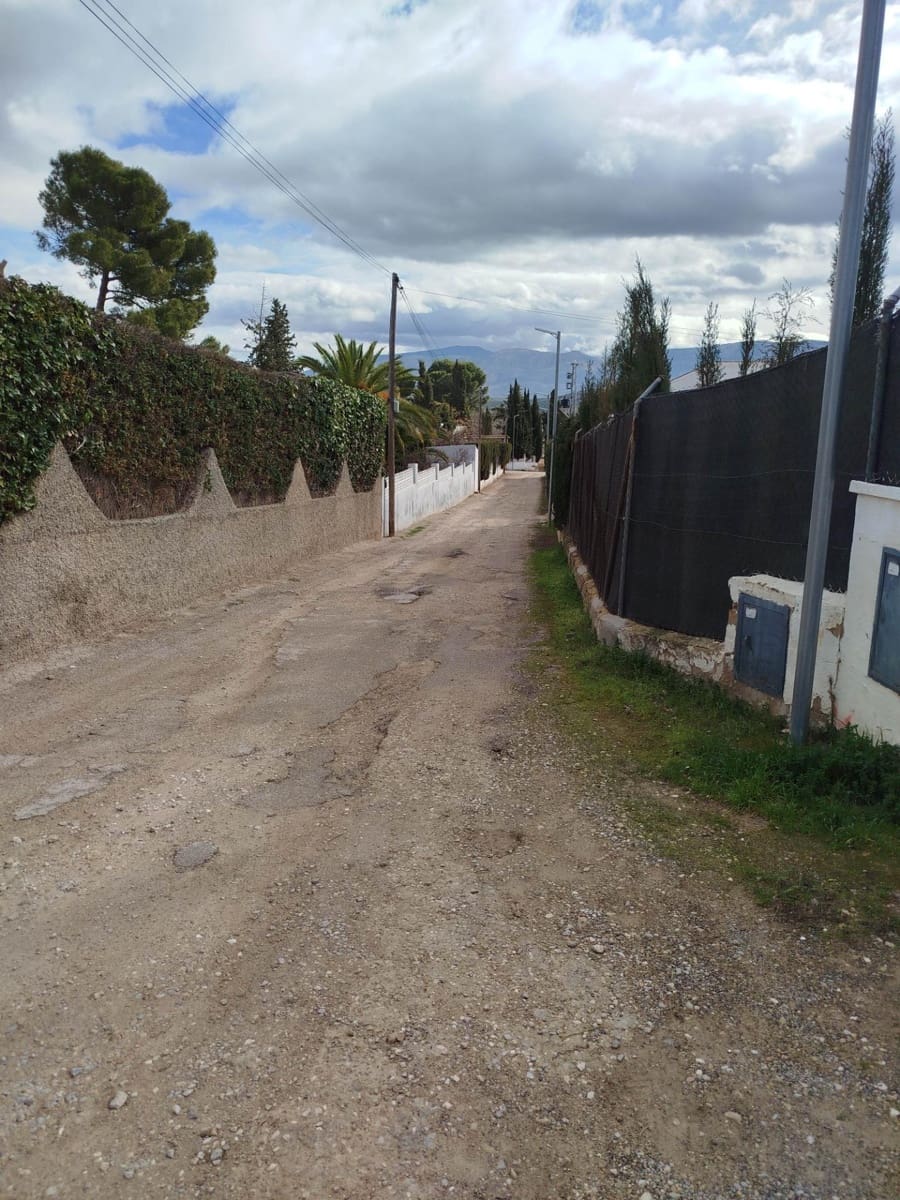 8 soveværelse Finca/Landehus til salg i Jaen by med swimmingpool garage - € 325.000 (Ref: 9119378)