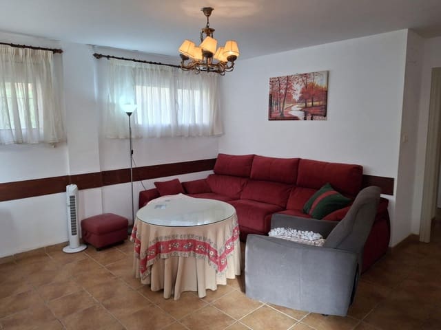 Piso de 4 habitaciones en Salobreña en venta con piscina garaje - 245.000 € (Ref: 9119380)