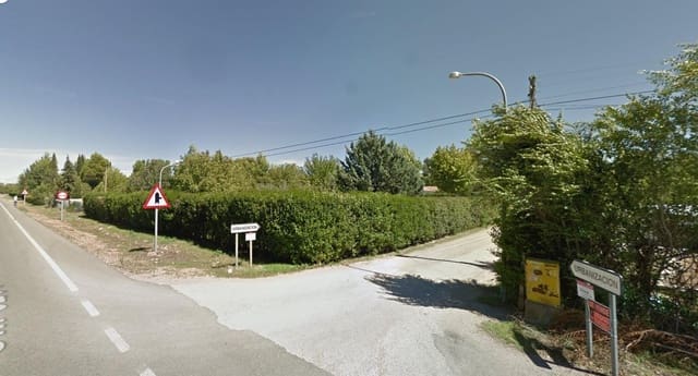 6 slaapkamer Villa te koop in Albacete stad - € 295.000 (Ref: 9119381)