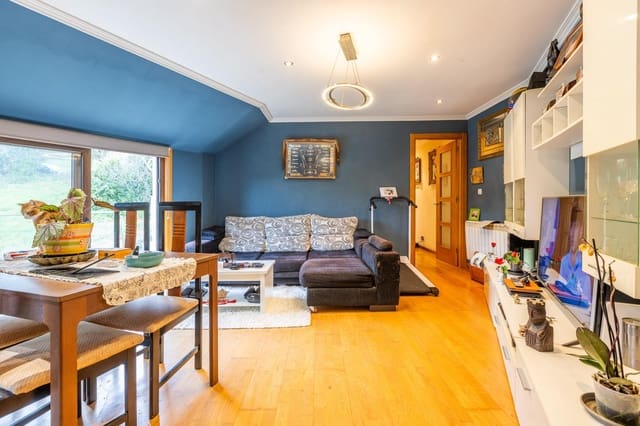 2 soveværelse Lejlighed til salg i A Coruña by med garage - € 180.000 (Ref: 9119386)