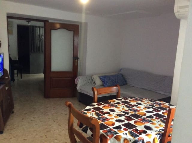 5 sovrum Radhus till salu i Jerez de la Frontera - 179 000 € (Ref: 9119387)