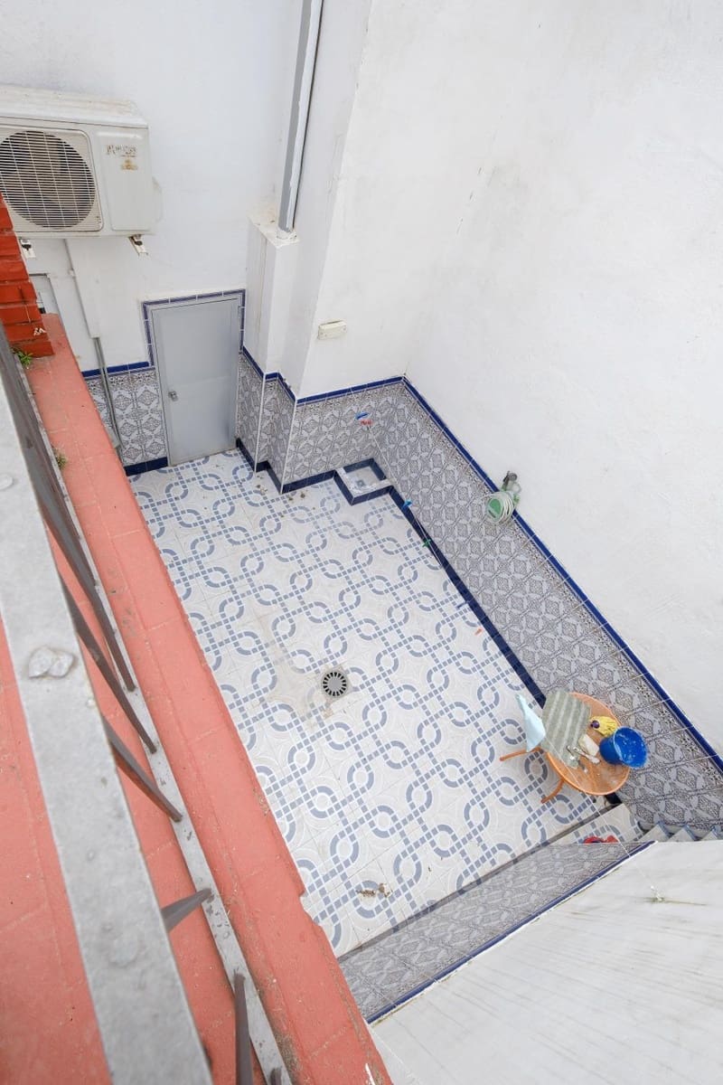 5 soveværelse Rækkehus til salg i Jerez de la Frontera - € 179.000 (Ref: 9119387)