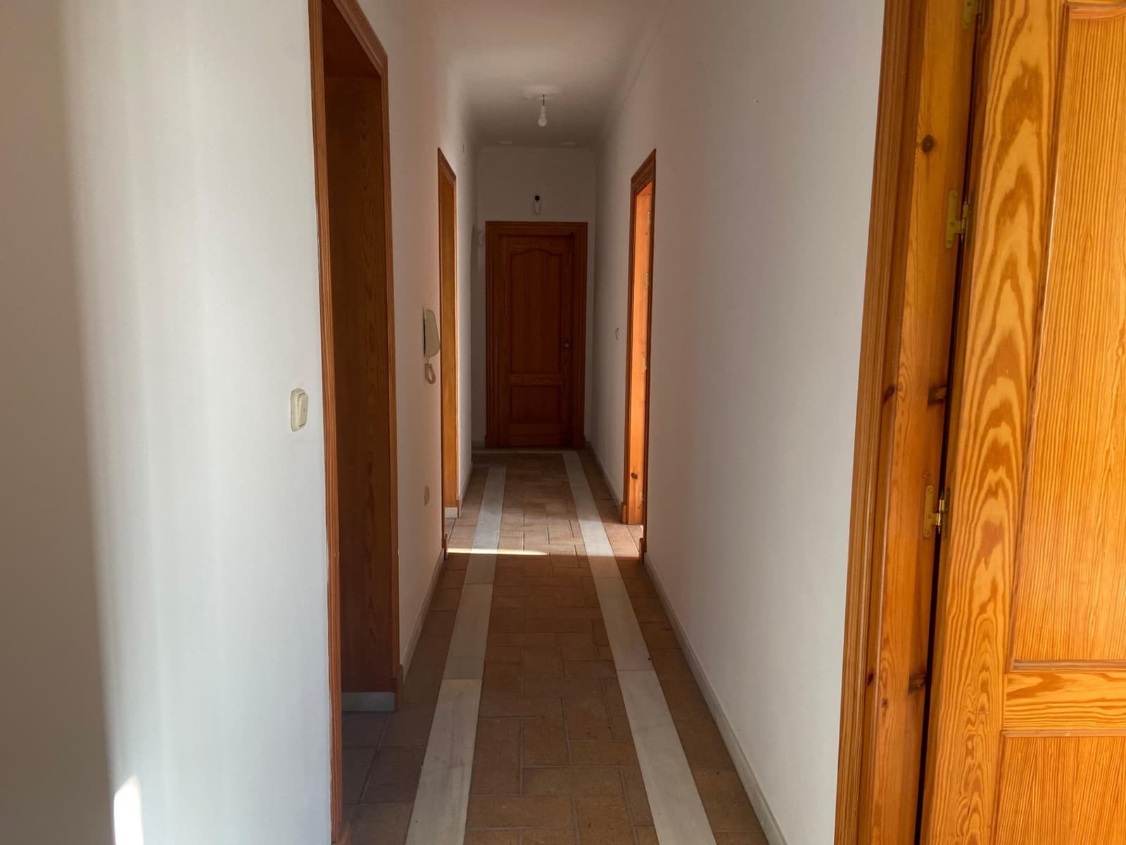 8 bedroom Villa for sale in El Puerto de Santa Maria - € 600,000 (Ref: 9119389)