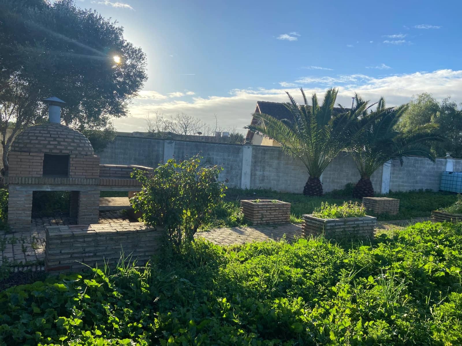 8 bedroom Villa for sale in El Puerto de Santa Maria - € 600,000 (Ref: 9119389)