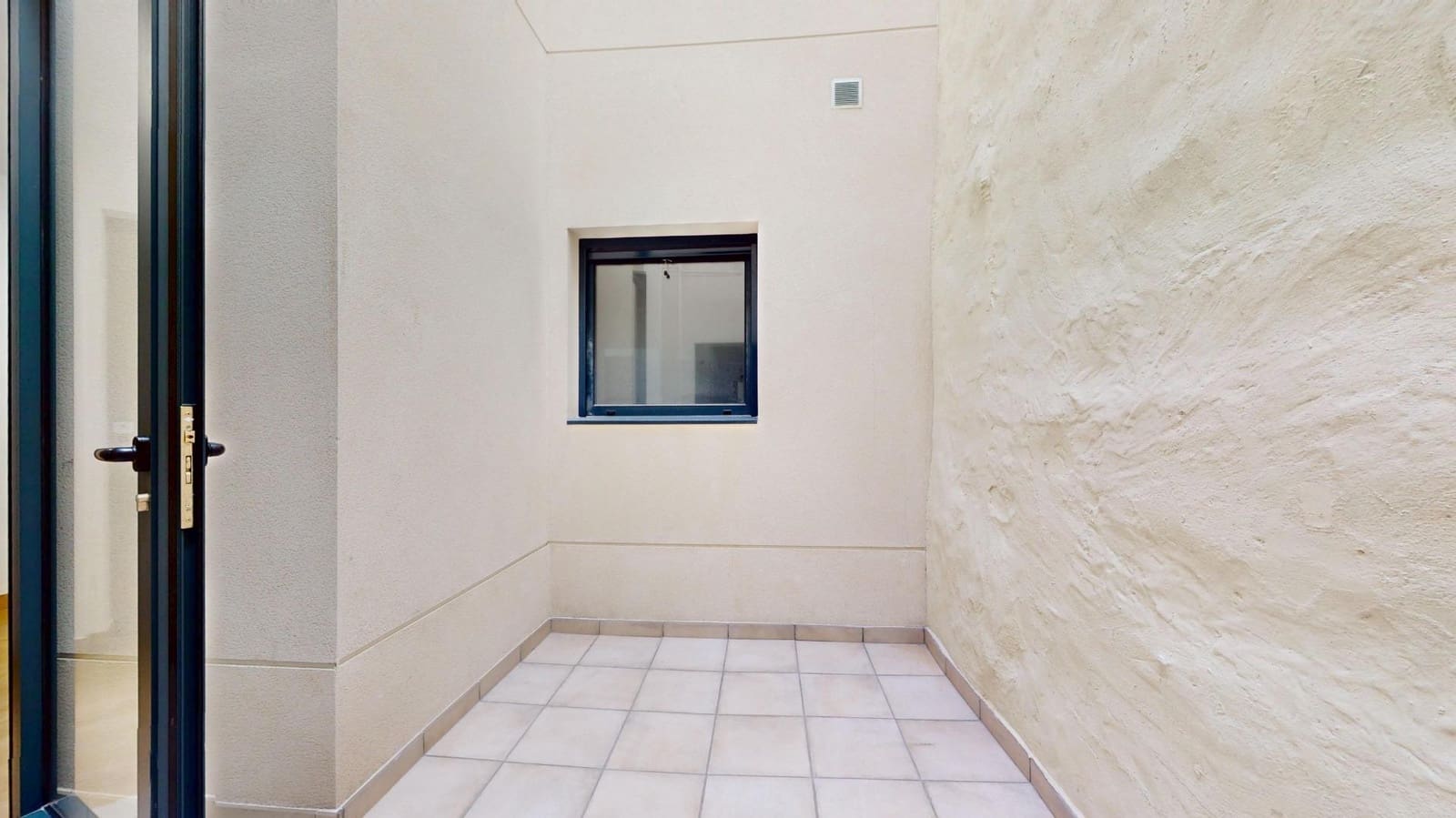 2 slaapkamer Flat te koop in Las Palmas de Gran Canaria - € 355.000 (Ref: 9119391)