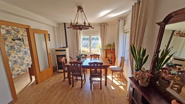 4 bedroom Finca/Country House for sale in Zaragoza city with garage - € 355,000 (Ref: 9119394)