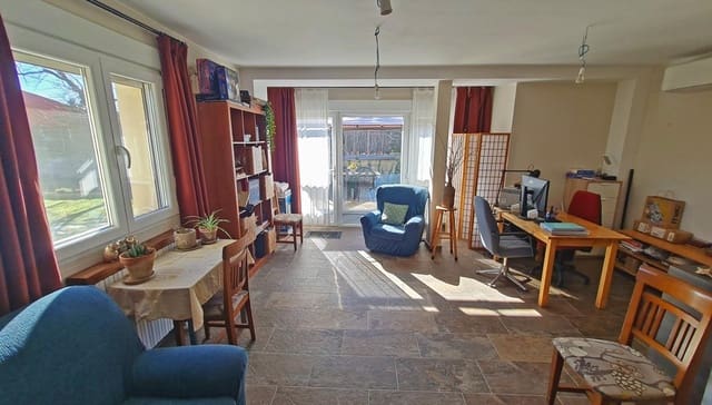 4 bedroom Finca/Country House for sale in Zaragoza city with garage - € 355,000 (Ref: 9119394)