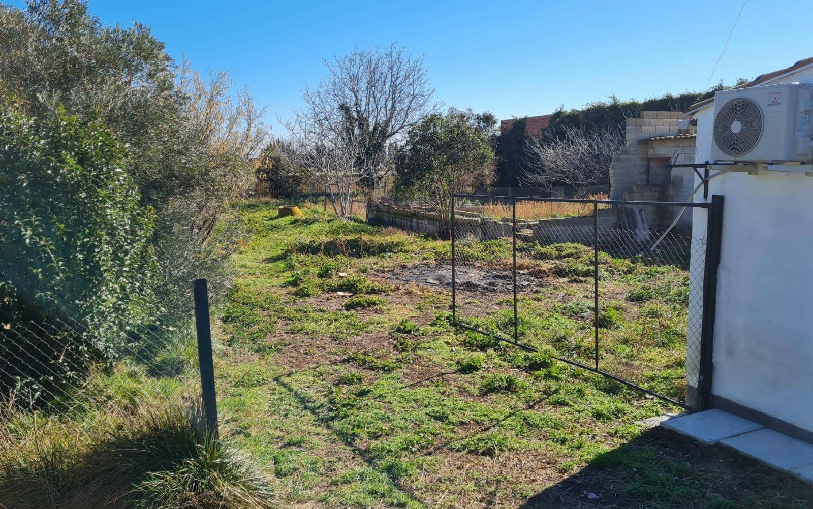 4 soveværelse Finca/Landehus til salg i Zaragoza by med garage - € 355.000 (Ref: 9119394)