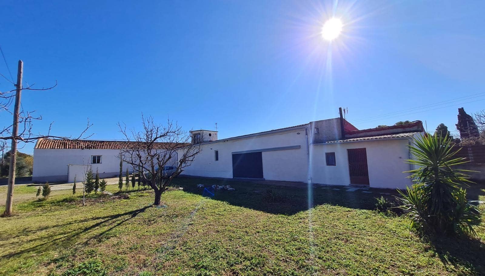 4 soveværelse Finca/Landehus til salg i Zaragoza by med garage - € 355.000 (Ref: 9119394)