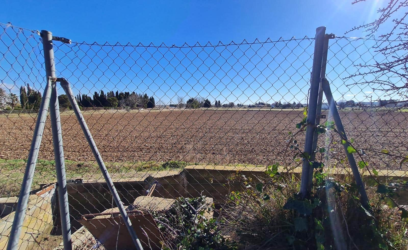 4 soveværelse Finca/Landehus til salg i Zaragoza by med garage - € 355.000 (Ref: 9119394)