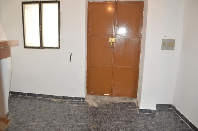 3 soveværelse Byhus til salg i Albuñuelas - € 45.000 (Ref: 9119395)