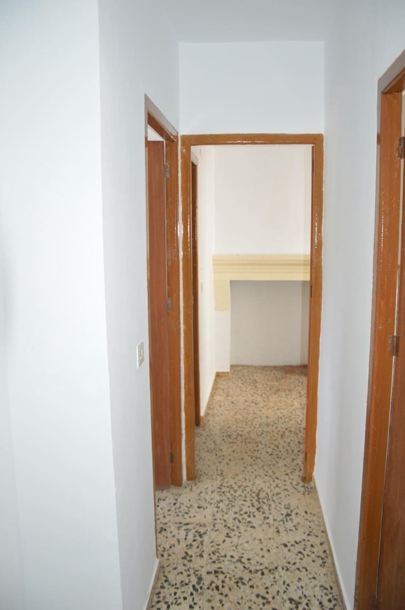 3 soveværelse Byhus til salg i Albunuelas - € 45.000 (Ref: 9119395)