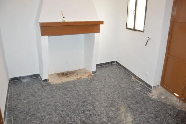 3 soveværelse Byhus til salg i Albuñuelas - € 45.000 (Ref: 9119395)