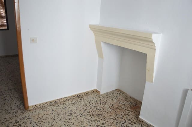 3 soveværelse Byhus til salg i Albuñuelas - € 45.000 (Ref: 9119395)